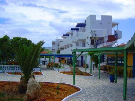 Bay Watch Aparthotel Karpathos Exterior photo