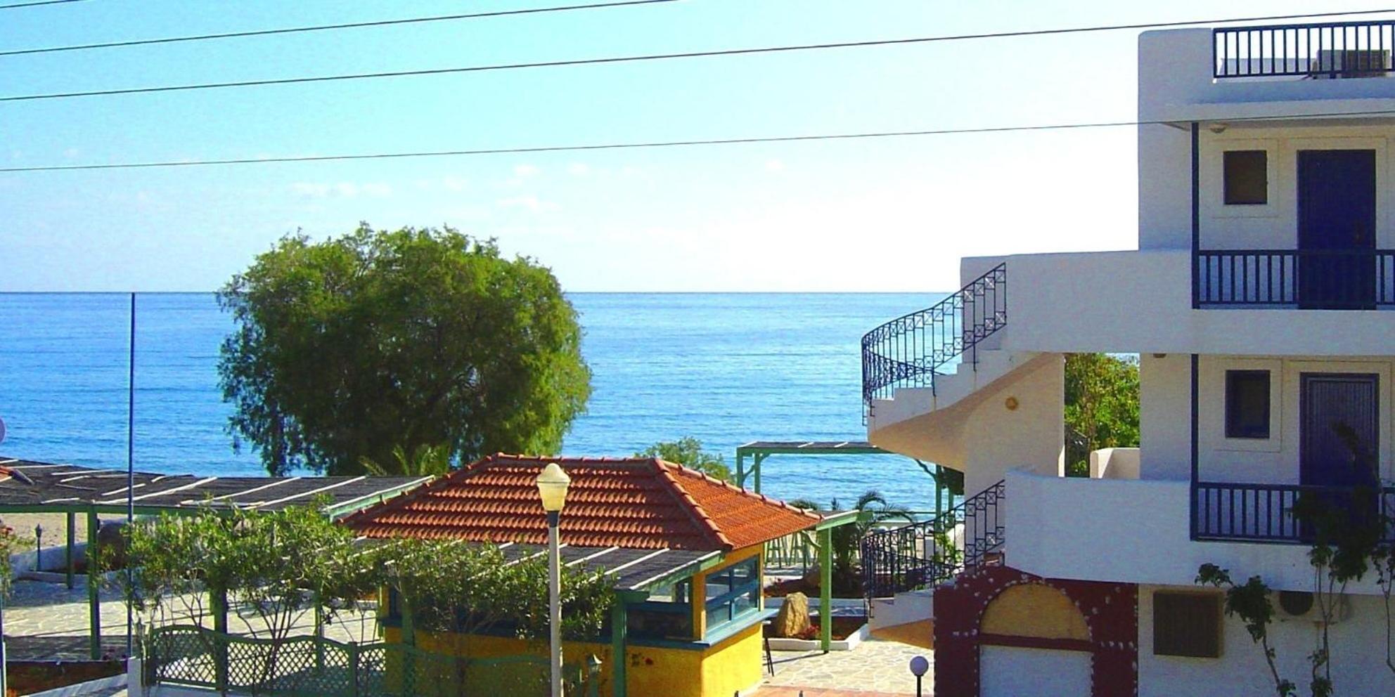 Bay Watch Aparthotel Karpathos Exterior photo